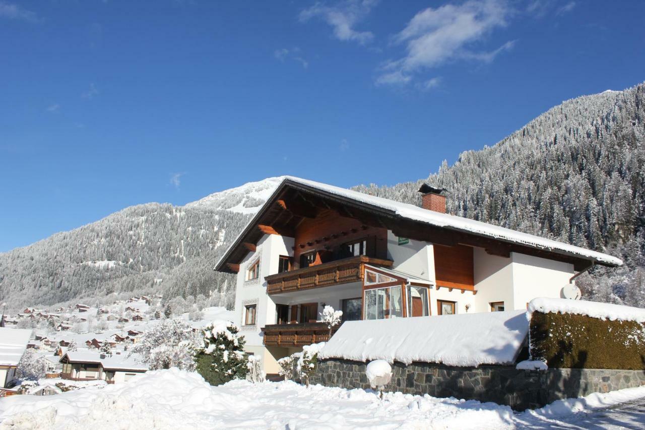 Haus Netzer Irma Apartman Sankt Gallenkirch Kültér fotó